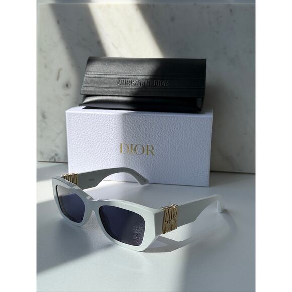 NEW Dior MissDior S1I Cat Eye Sunglasses in White main image 6